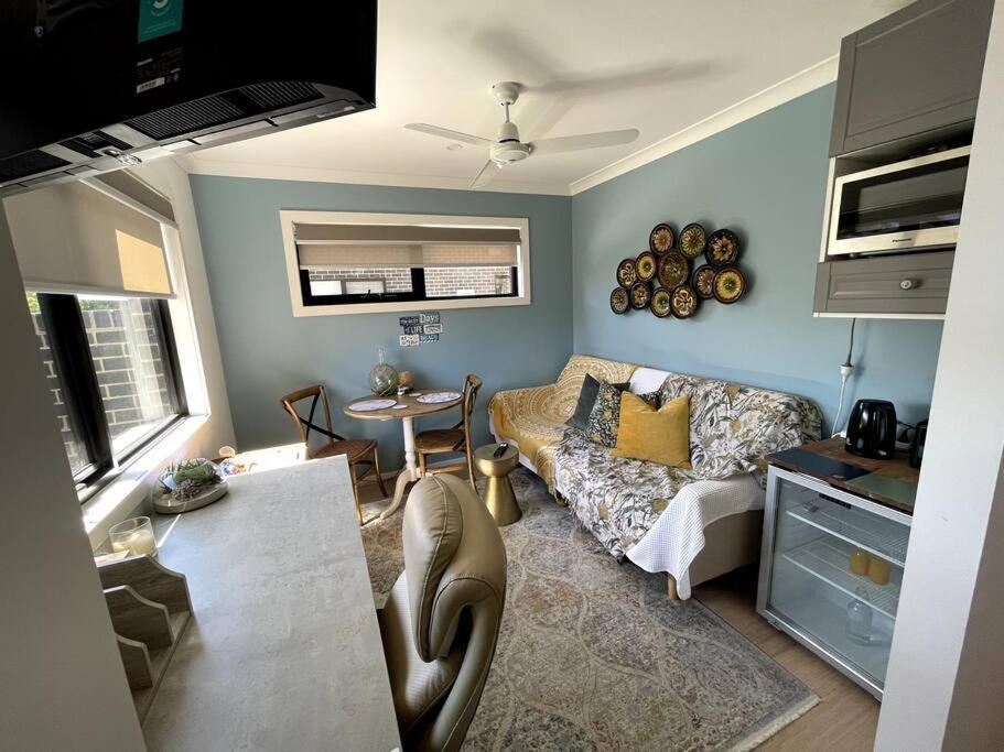 New & Adorable Unit Close To The Apartment Aspendale